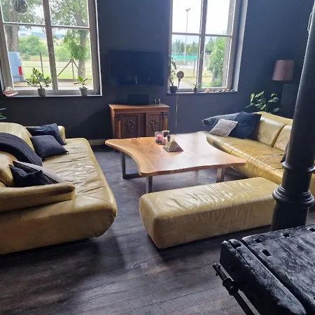 Apartment Wohnen Im Schloss - Alter Bahnhof Von