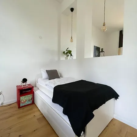 Wohnen Im Schloss - Alter Bahnhof Von 아파트