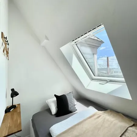 Wohnen Im Schloss - Alter Bahnhof Von 아파트 *