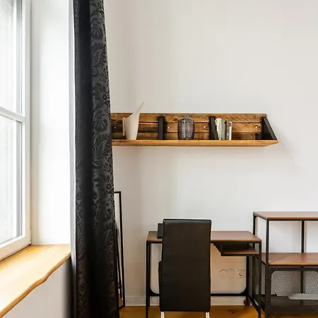 Wohnen Im Schloss - Alter Bahnhof Von Apartment Kruft