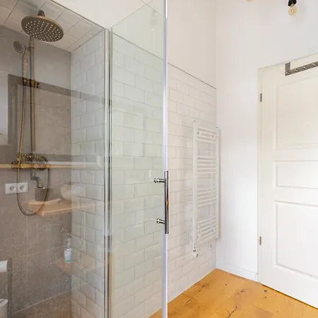 Lägenhet Wohnen Im Schloss - Alter Bahnhof Von