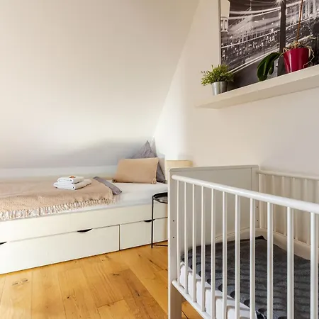 Wohnen Im Schloss - Alter Bahnhof Von