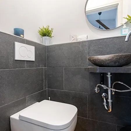 Wohnen Im Schloss - Alter Bahnhof Von *