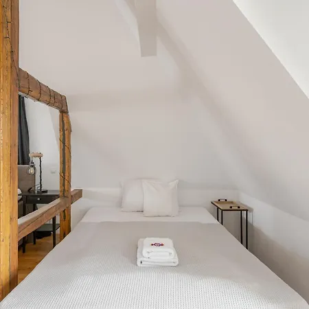 Lägenhet Wohnen Im Schloss - Alter Bahnhof Von