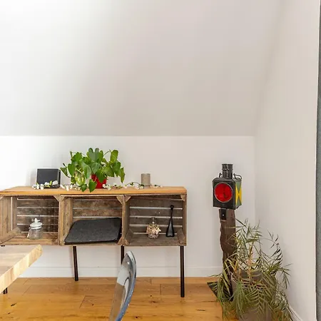 Lägenhet Wohnen Im Schloss - Alter Bahnhof Von *