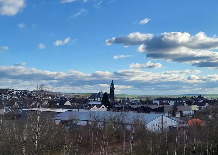 Wohnen Im Schloss - Alter Bahnhof Von Apartment *