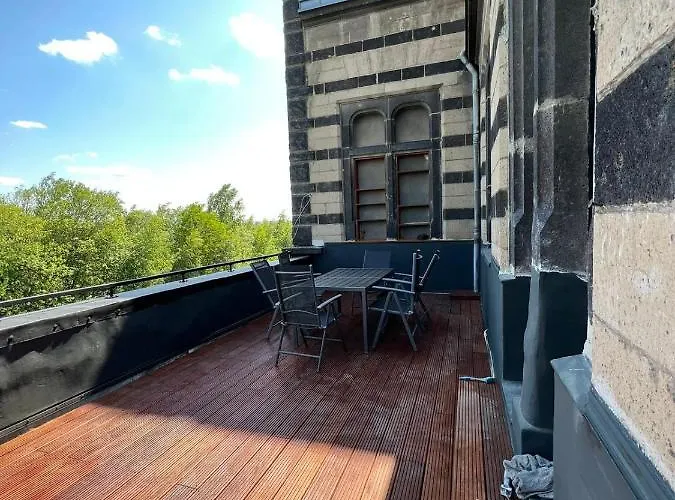 Wohnen Im Schloss - Alter Bahnhof Von *