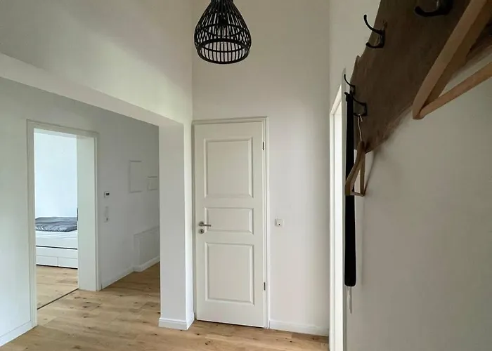 Wohnen Im Schloss - Alter Bahnhof Von דירה