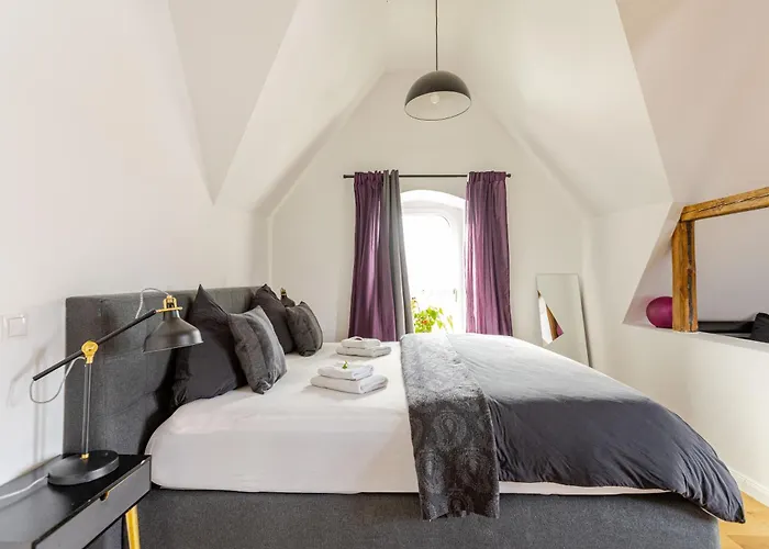 Apartment Wohnen Im Schloss - Alter Bahnhof Von Kruft