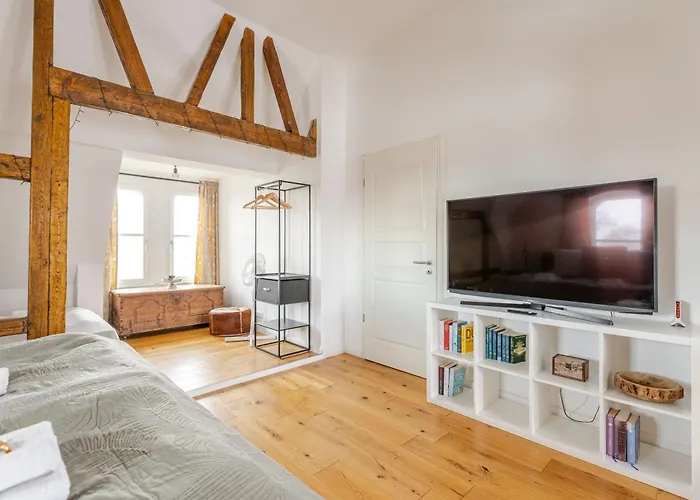 Wohnen Im Schloss - Alter Bahnhof Von Apartment