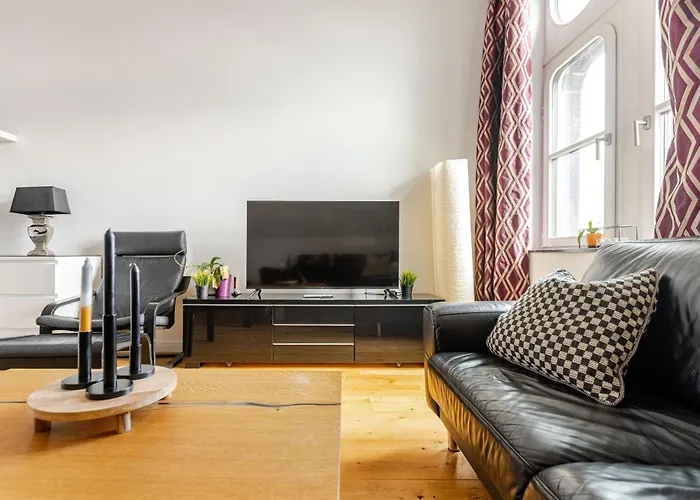 דירה Wohnen Im Schloss - Alter Bahnhof Von *