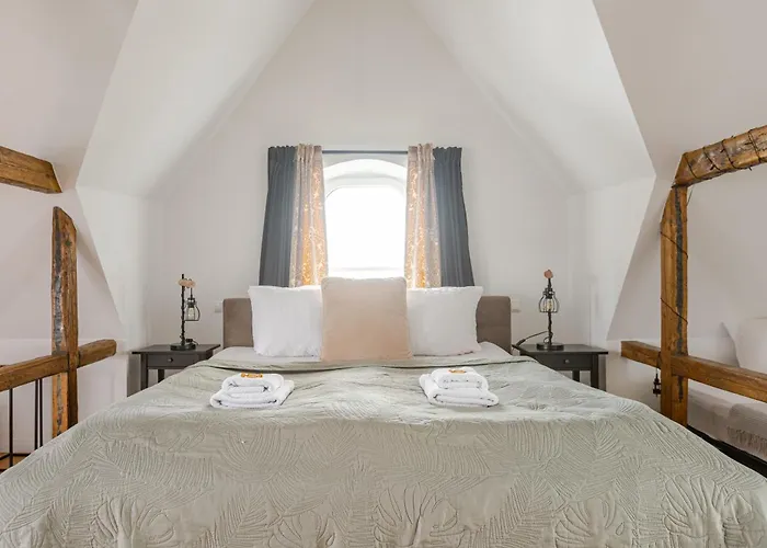 Wohnen Im Schloss - Alter Bahnhof Von * Kruft