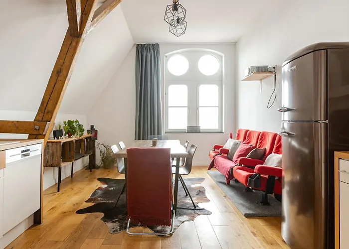Wohnen Im Schloss - Alter Bahnhof Von Apartment *
